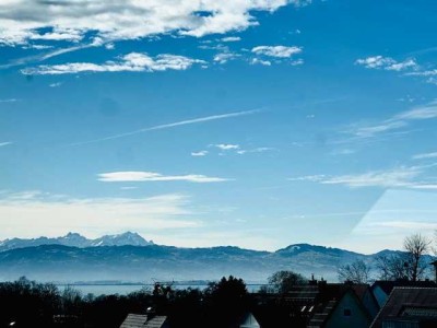 ****ANKOMMEN, AUFATMEN, AUSBLICKEN****:
4,5 Zimmer Dachgeschosswohnung mit Weitsicht und Komfort!