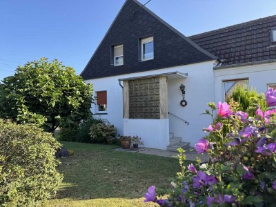 Idyllisch gelegenes Einfamilienhaus mit einer großen Portion Charme
