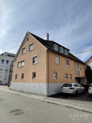 Zentral gelegenes 3-Familienhaus in Ditzingen mit viel Platz und großem Potenzial