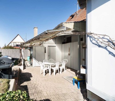 Charmantes Einfamilienhaus (freistehend, mediterran)