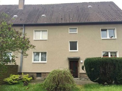 teilsanierte 1,5-Zimmer-Single-Wohnung!