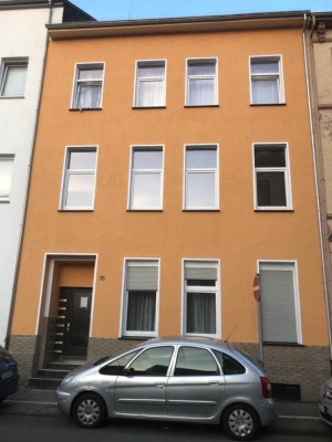 2,5 Zimmer Wohnung im 1.OG *in Renovierung*