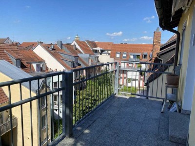 Coole - 4 Zim.Stadtwohnung in der "ZÜRCH", Einbauküche, eleg.Ausstattung,Garage,Lift, frei ab Sep.25