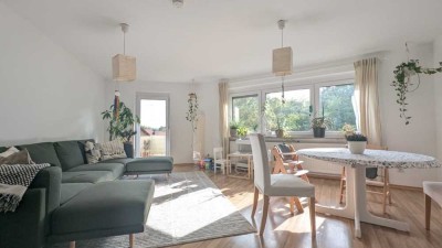 Großzügige 5-Zi-Wohnung am Roten Hügel mit 2 Stellplätzen und Balkon!