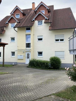 ***Provisionfrei Gepflegte  2 - Zimmer Wohnung mit Terrasse und Aussenstellplatz in Lahr/Schwarzwald
