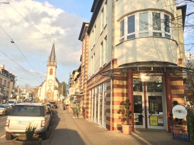 Stilvolle, gepflegte 2-Zimmer-Dachgeschosswohnung mit gehobener Innenausstattung in Mainz