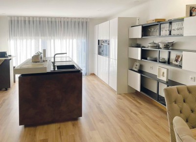 Das smarte Zuhause für Familien – attraktives und neuwertiges Modul-Musterhaus