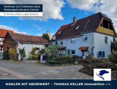 Mittendrin statt nur dabei - mit Haus, Hof, Garten, Nebengebäude