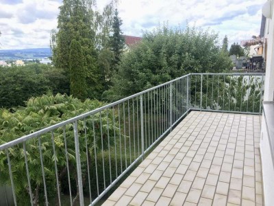 Helle 4-Zimmer Wohnung mit Balkon in Höhenlage