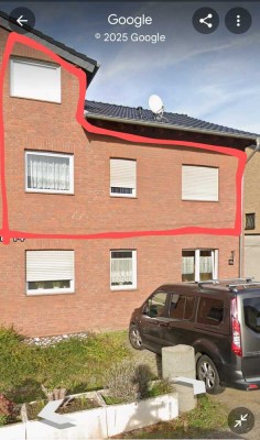Helle 5-Zimmer-Wohnung mit Balkon und Stellplatz