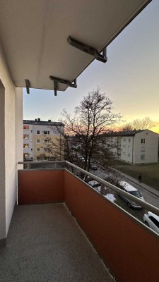 4-Zimmer-Familienwohnung mit Balkon