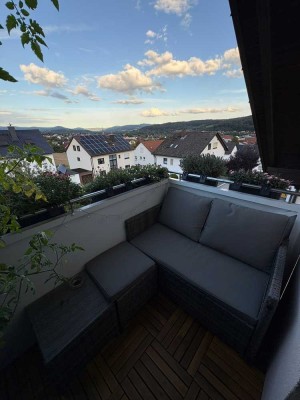 Ansprechende 2-Zimmer-Wohnung mit Balkon und EBK in Goldbach