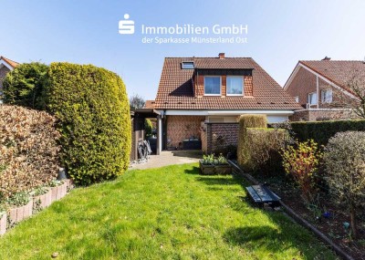 Sofort bezugsfreie Vierzimmerwohnung - geschnitten wie eine Doppelhaushälfte!