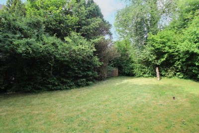 Zuhause mit Garten und Doppelgarage in Allershausen