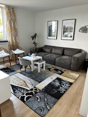 Wunderschöne helle Wohnung mi Balkon und Stellplätzen