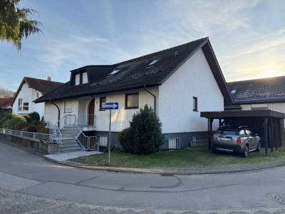 Stilvolles, großes und vollständig renoviertes Haus mit elf Zimmern in Laudenbach