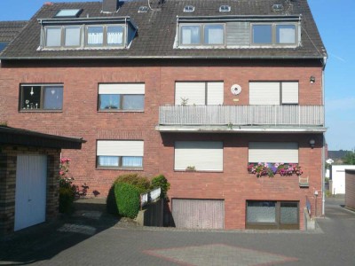 +Wohnen in ruhiger Lage+3 Zi-Whg.+ca. 70 QM+Balkon+schönes Badezimmer+Gartenmitbenutzung+Garage+