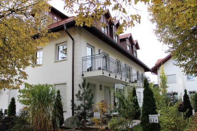 Helle, 2-Zimmer Wohnung mit Balkon in Forstinning