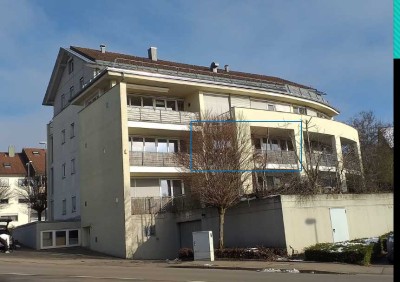 Schöne zentrumsnahe zwei Zimmer Wohnung mit Balkon, Keller und PKW-Stellplatz