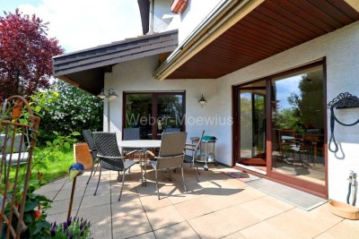 EFH (einseitig angebaut) mit PV-Anlage, Terrasse, Balkon, Doppelcarport / Einliegerwohnung möglich