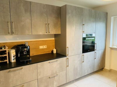 Helle 4,5-Zimmer Wohnung mit Balkon in March Hugstetten