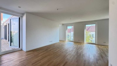 Luxuriöses Dachgeschoss mit ruhiger Terrasse und EBK !