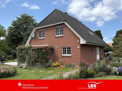 Familientraum mit großem Garten & Kamin