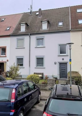 4 Zimmer Maisonette DG-Wohnung mit Gartenanteil - Erstbezug nach Sanierung - NÄHE KLINIKUM