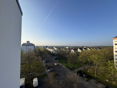 Wohnen mit Weitblick – Helle Wohnung mit traumhafter Aussicht