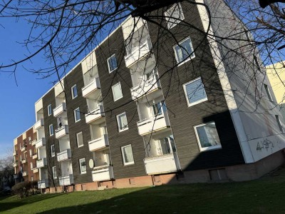 Gepflegte Wohnung mit zwei Zimmern und Balkon in Salzgitter-Lebenstedt