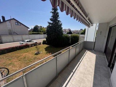 Modernisierte 3 ZKB-ETW mit Balkon und Garage in Ilvesheim.