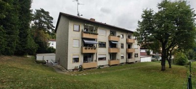 Neu renovierte 3 Zi.-Eigentumswohnung in zentraler Lage EINZIEHEN und WOHLFÜHLEN - 711