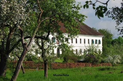Dreiseitenhof + provisionsfrei +