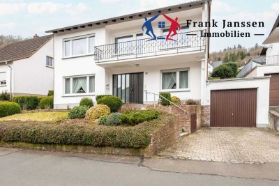 Freistehendes Einfamilienhaus mit Terrasse & Garten in Daun - 4 Schlafzimmer - 2 Badezimmer - Garage