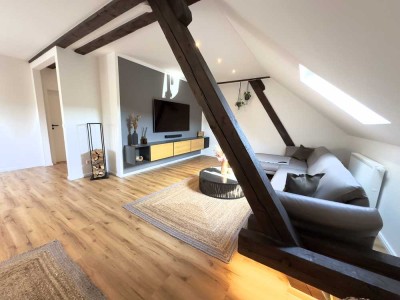 RESERVIERT. Neuwertige Maisonette Wohnung im 2 OG, inkl. privatem Garten/Terrasse