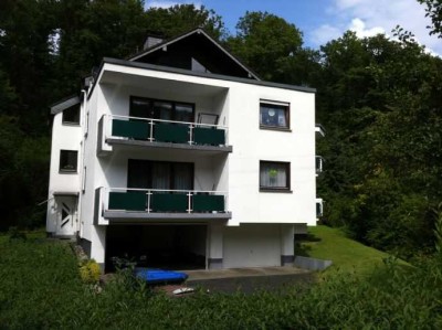 ANFRAGESTOPP! 3 ZKB Wohnung in 57080 Siegen-Eiserfeld, 2. OG links, mit Balkon ab 01.04.2025