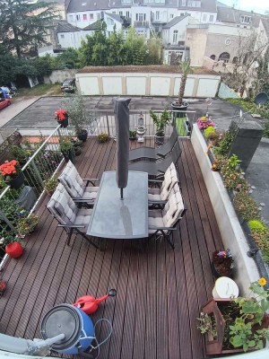Provisionsfreie schöne 3-Zimmer-Wohnung mit luxuriöser Innenausstattung mit Einbauküche &  Terrasse