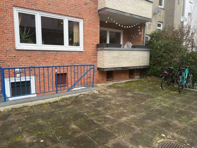 Sonnige, ruhige 3-Zimmer-Hochparterre-Wohnung in Kiel, Nähe Ziegelteich und Brook