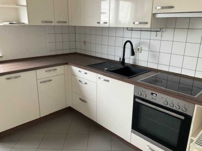 *** Freundliche  3 Zimmerwohnung im Grünen ***