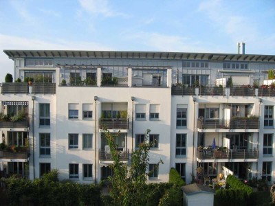 Traum 3-Zi. Dachterrassenwohnung / Taufkirchen Bergham; exkl. Ausstattung, EBK, 2-TG-Pl.