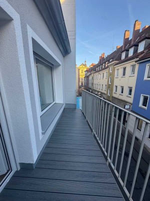 75 m² sanierte 3-Zimmer Whg. mit Balkon & EBK im Herzen der Stadt