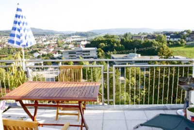 ***SONNENWOHNUNG MIT BALKON IN BENEIDENSWERTER AUSSICHTSLAGE***