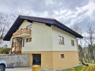 freistehendes Einfamilienhaus (Bungalow) mit Vollkeller und großem Garten in Nondorf