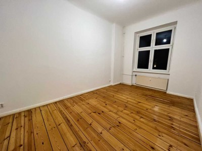 Modernisierte Singlewhg. mit Parkett in Lankwitz! Erstbezug!
