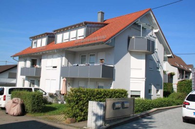 Attraktive 3-Raum-Wohnung mit EBK und Balkon in Reutlingen-Rommelsbach