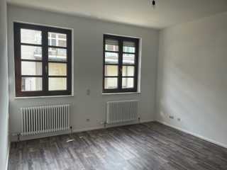 **schnuckelige 1,5 Zimmer Whg neu renoviert** sucht netten Mieter