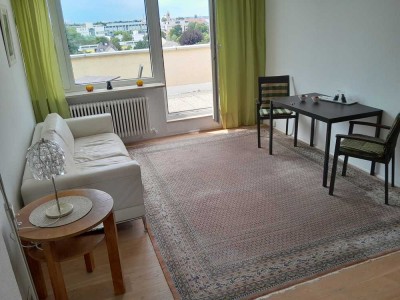 Attraktive und gepflegte 2-Zimmer-Terrassen-Wohnung für 6 Monate