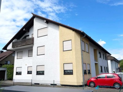 Attraktives Duo: 70 m²  Dachgeschoss plus 36 m²  Souterrain-Apartment mit Potenzial