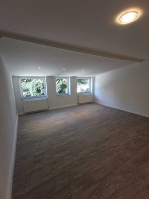 +++ Renovierte 3-Zimmer-Wohnung in MG-Neuwerk +++