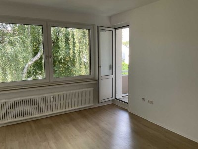 Sehr schöne sanierte 2 Zimmer Wohnung in Gelsenkirchen zu vermieten
